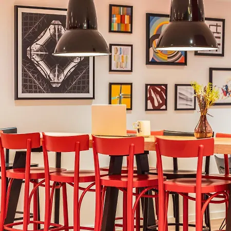 Novotel Vaugirard Montparnasse Hotel 4*