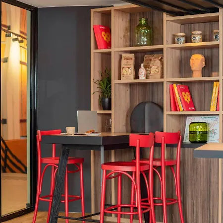 Novotel Vaugirard Montparnasse Hotel 4*