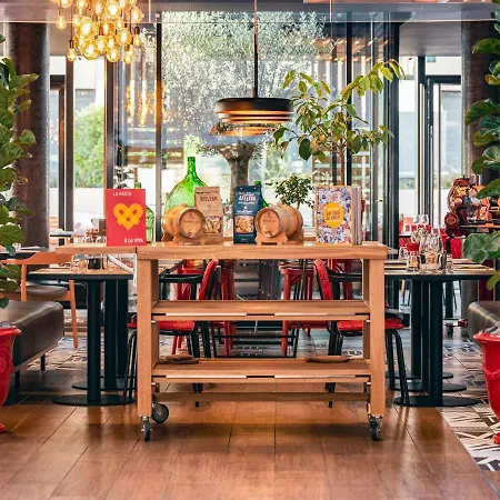 Hotel Novotel Vaugirard Montparnasse Paris