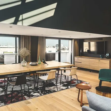 Novotel Vaugirard Montparnasse Hotel 4*