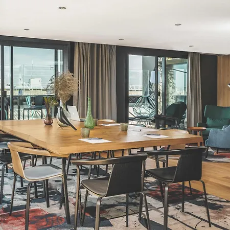 Hotel Novotel Vaugirard Montparnasse 4*