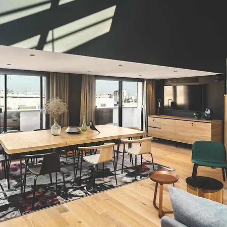 Novotel Vaugirard Montparnasse 4*