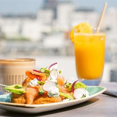 Novotel Vaugirard Montparnasse Hotel