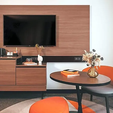 Novotel Vaugirard Montparnasse Hotel
