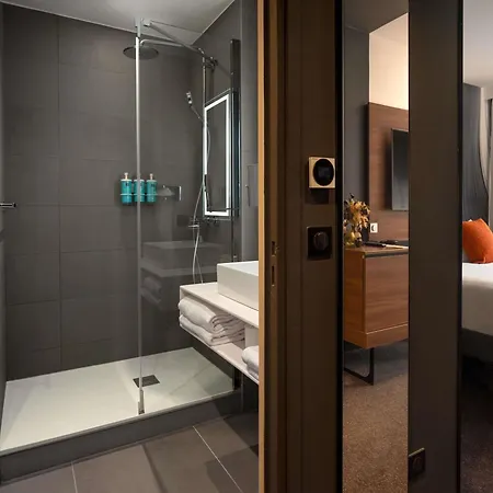 Novotel Vaugirard Montparnasse 4*