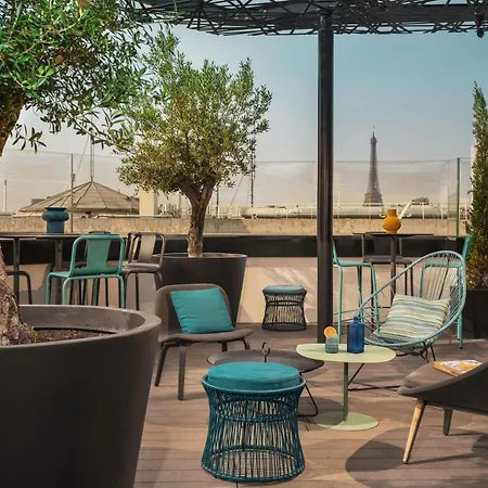 Novotel Vaugirard Montparnasse Hotel 4*