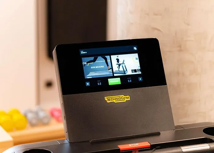 Novotel Vaugirard Montparnasse Hotel