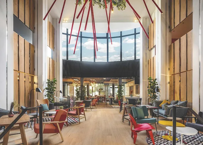 Novotel Vaugirard Montparnasse Hotel 4*